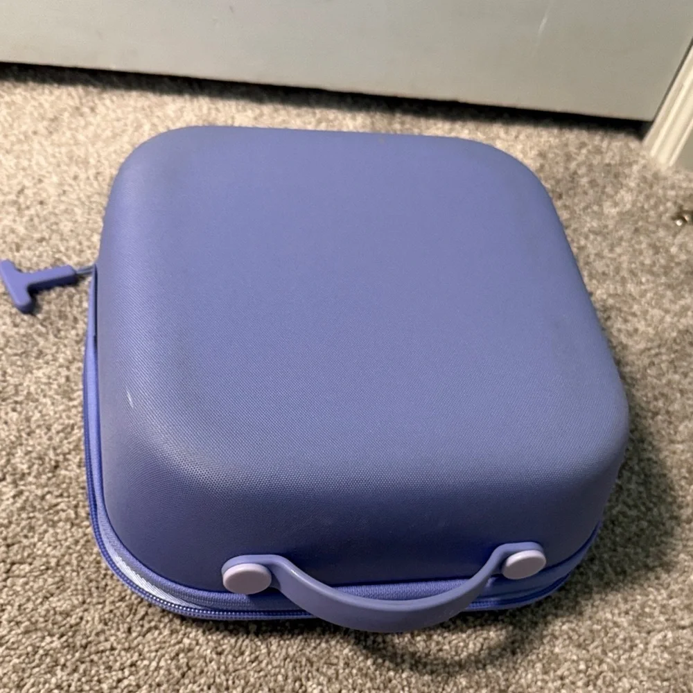 Hydro Flask lunch box — Light Lavender with Purple Trim - Picture 3 of 3